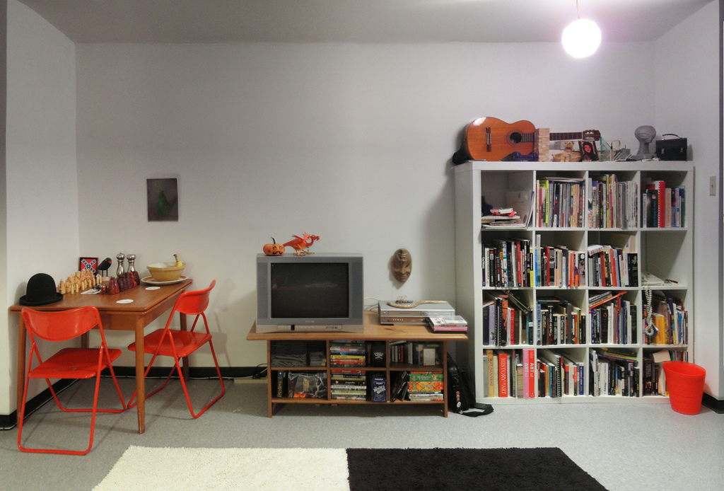 A real living room photo used in the sample scan, with detected items tagged